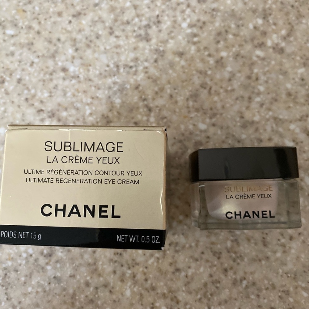 Chanel ultimate regeneration eye cream